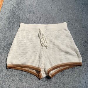 Fore knit shorts cream white and brown small
